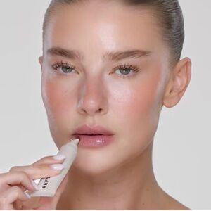 REFY Cream Lip Balm Gloss Natural Shine